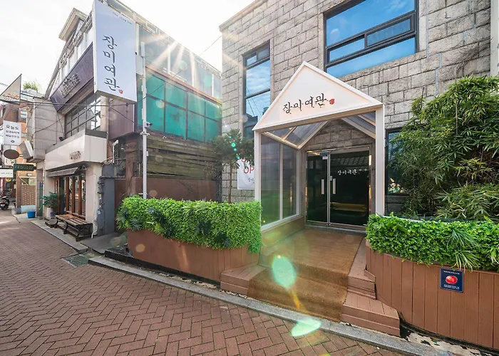 호스텔 장미여관